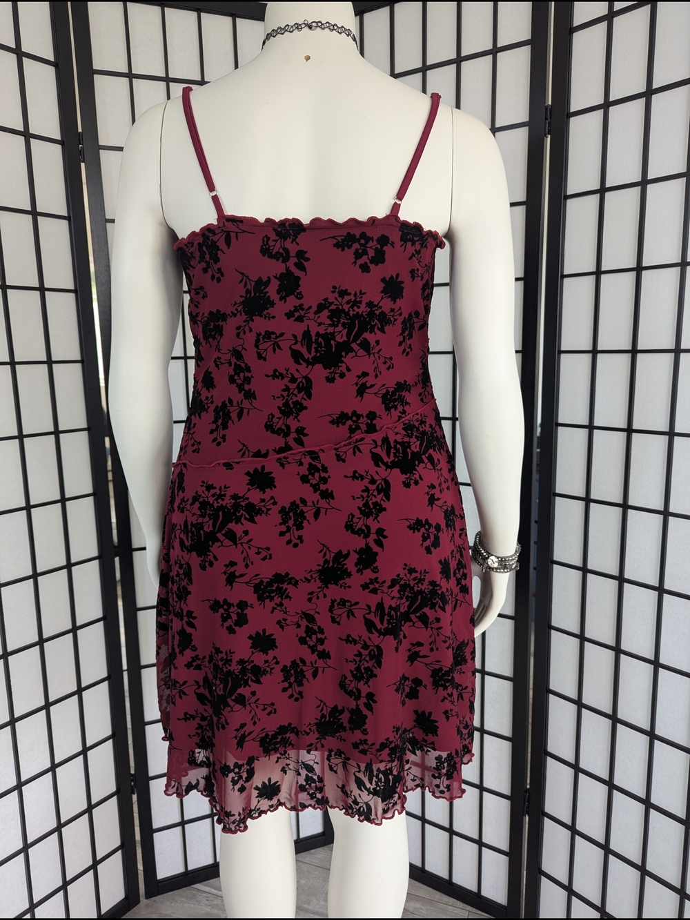 Cider Curve Spaghetti-Strap Dress in Burgundy with Velvet Black Flowers 0XL - Picture 3 of 6